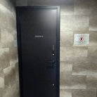 ROOM B 入口