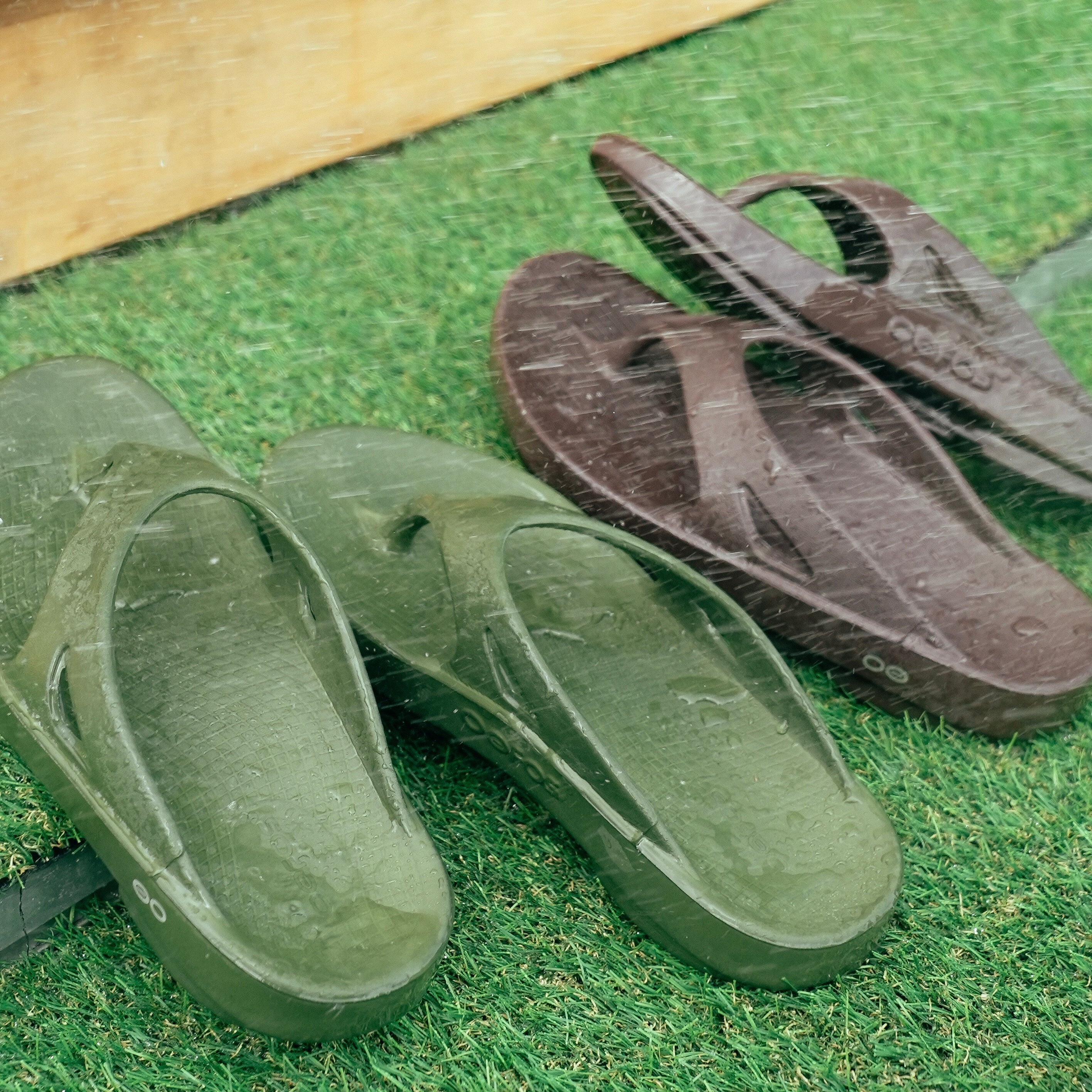 【極美品】F.C.R.B. × OOFOS コラボ リカバリーサンダル 26cm OOFOS®リカバリーサンダルOriginal – SAUNA TRAVEL